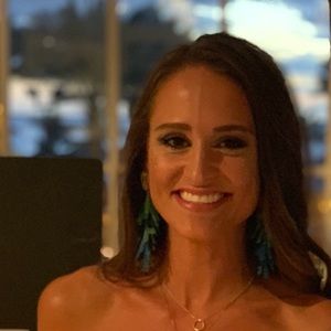 Meet your Posher, Holly